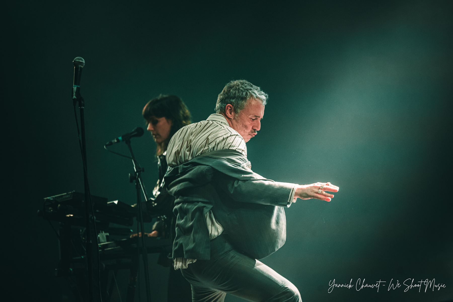 Baxter Dury performing during Inside Seaside 2025, Gdansk