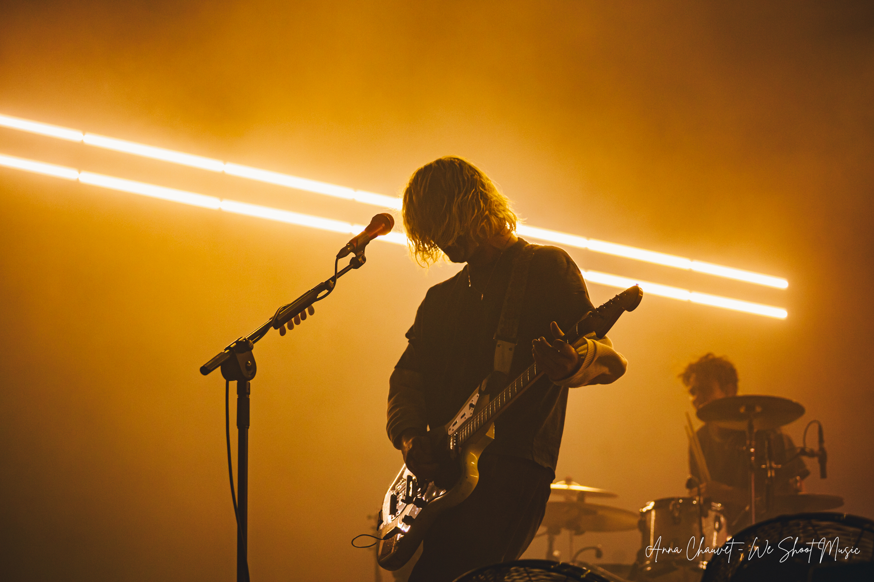 Royel Otis performing during Inside Seaside 2025, Gdansk