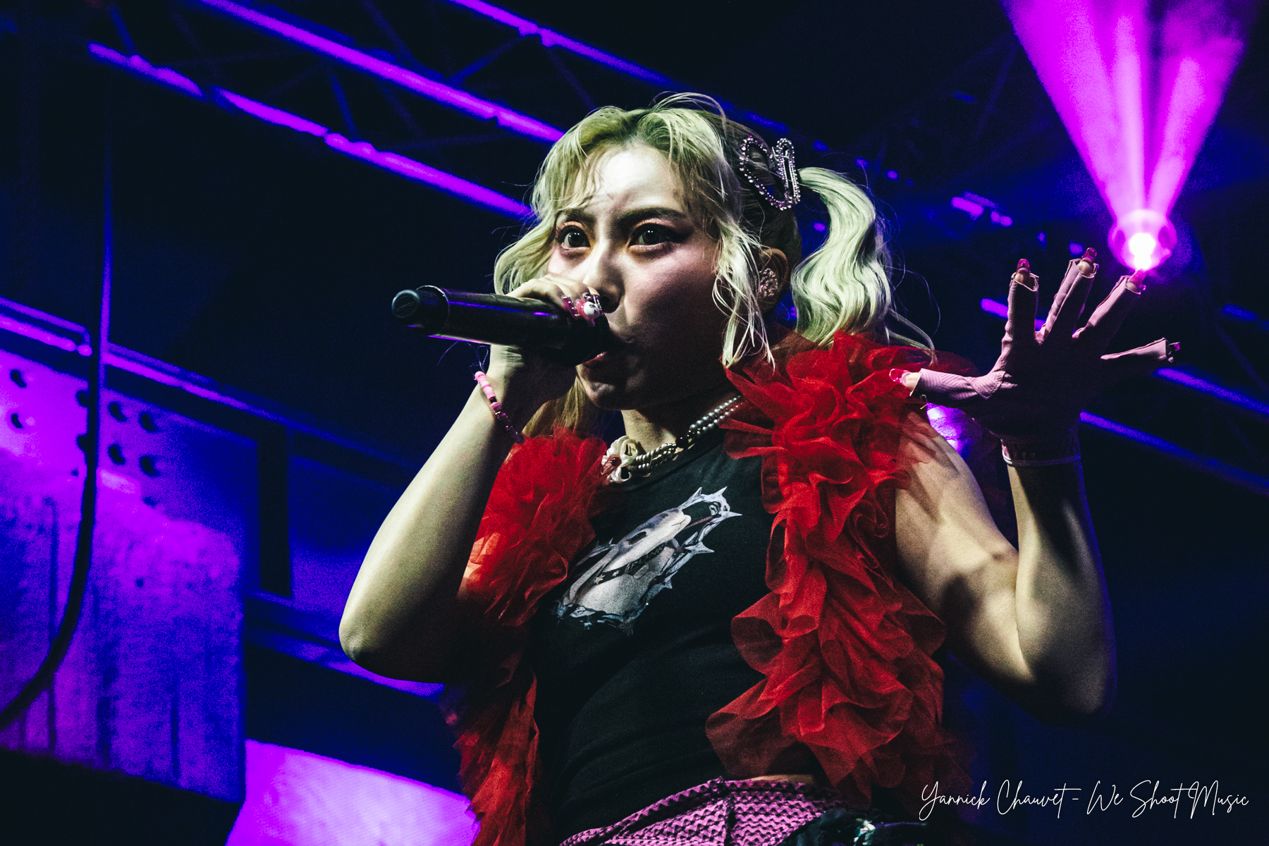 Hanabie performing in B90, Gdansk