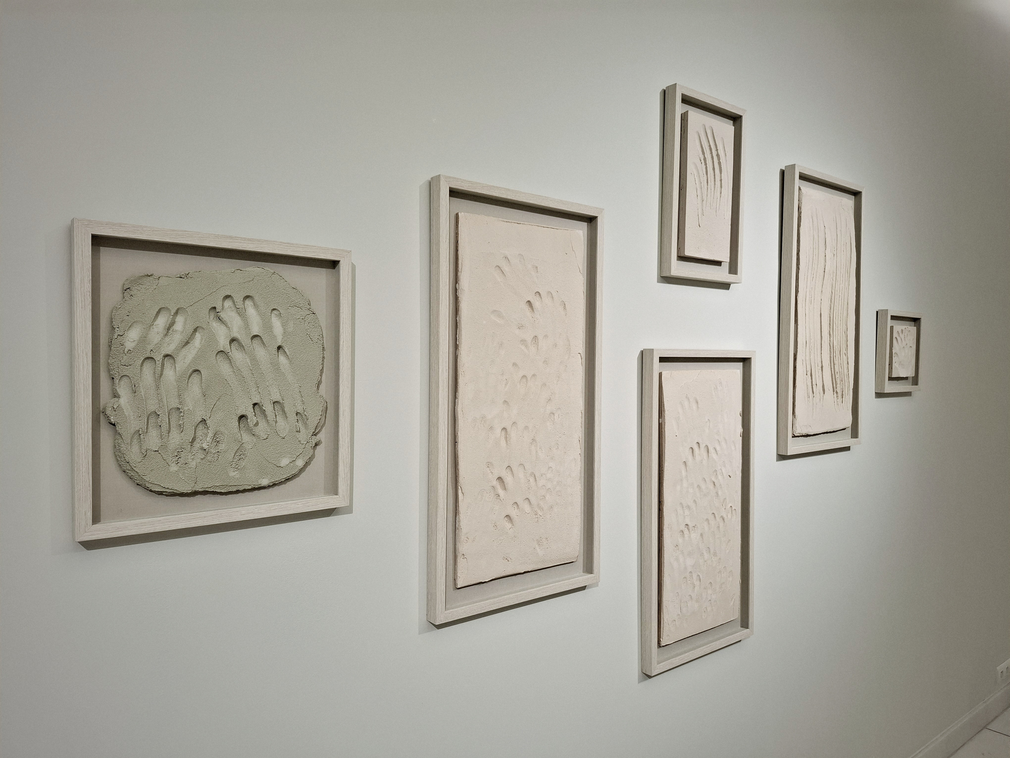 Sculpture exhibition at Państwowa Galeria Sztuki in Sopot featuring contemporary ceramic, textile and sculptural artworks.