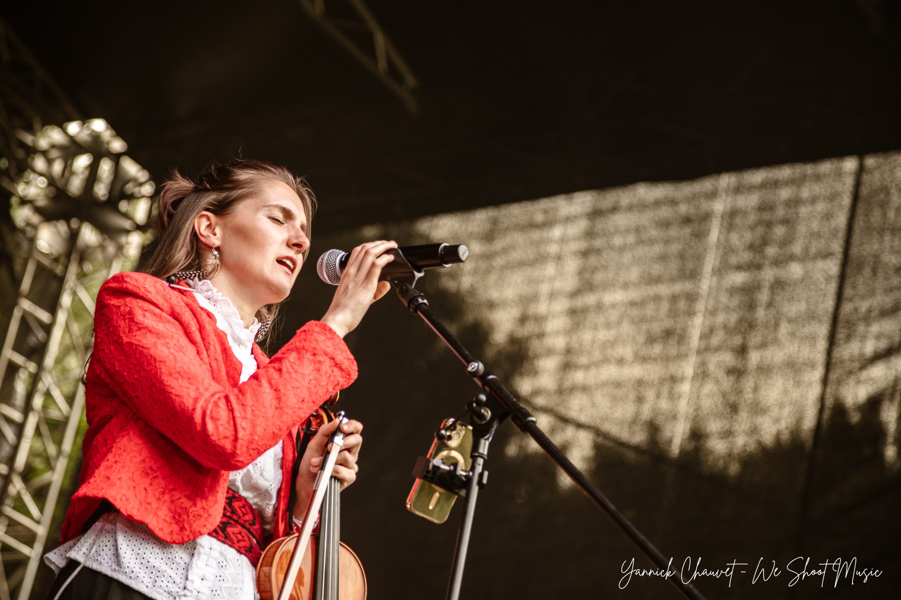 Hajda Banda performing live during Globaltica Festival 2026.