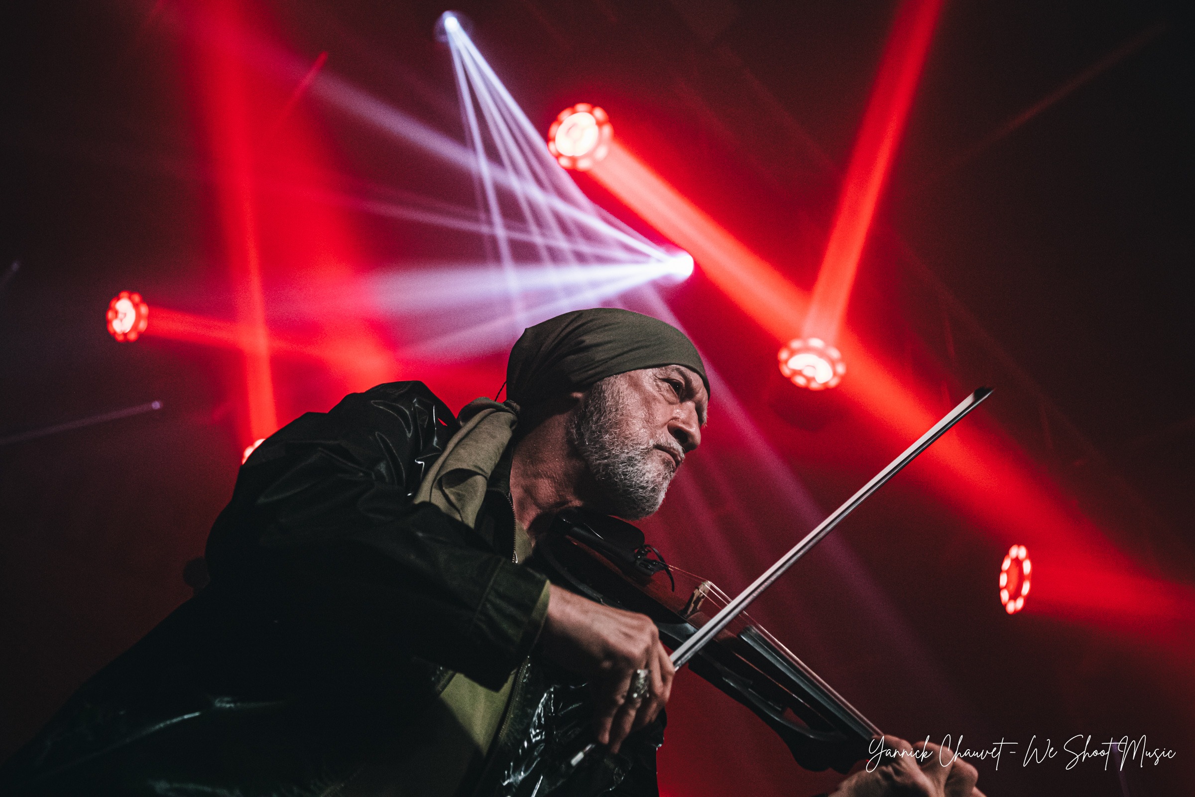 Gogol Bordelo Performing in B90 - Gdansk