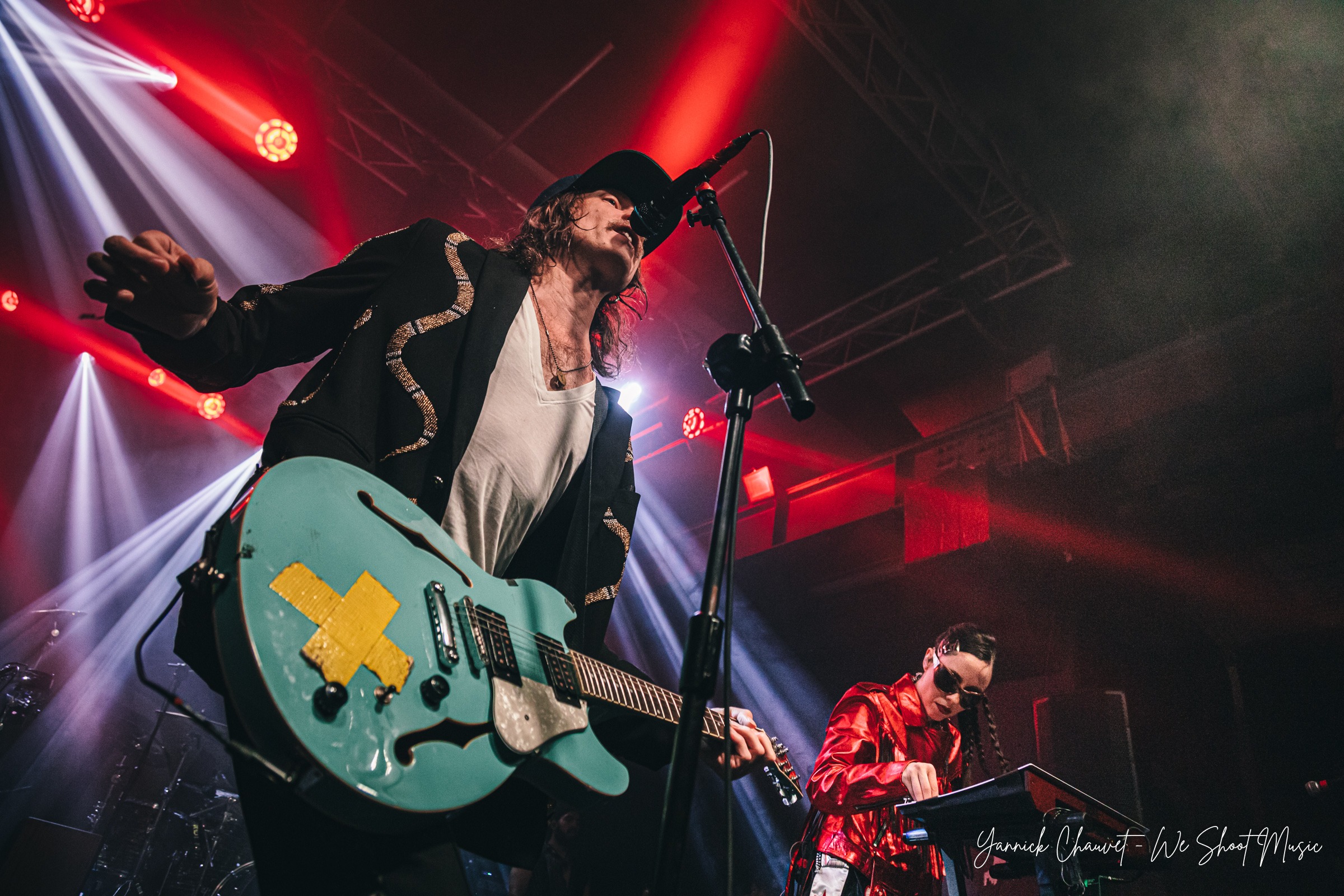 Gogol Bordelo Performing in B90 - Gdansk