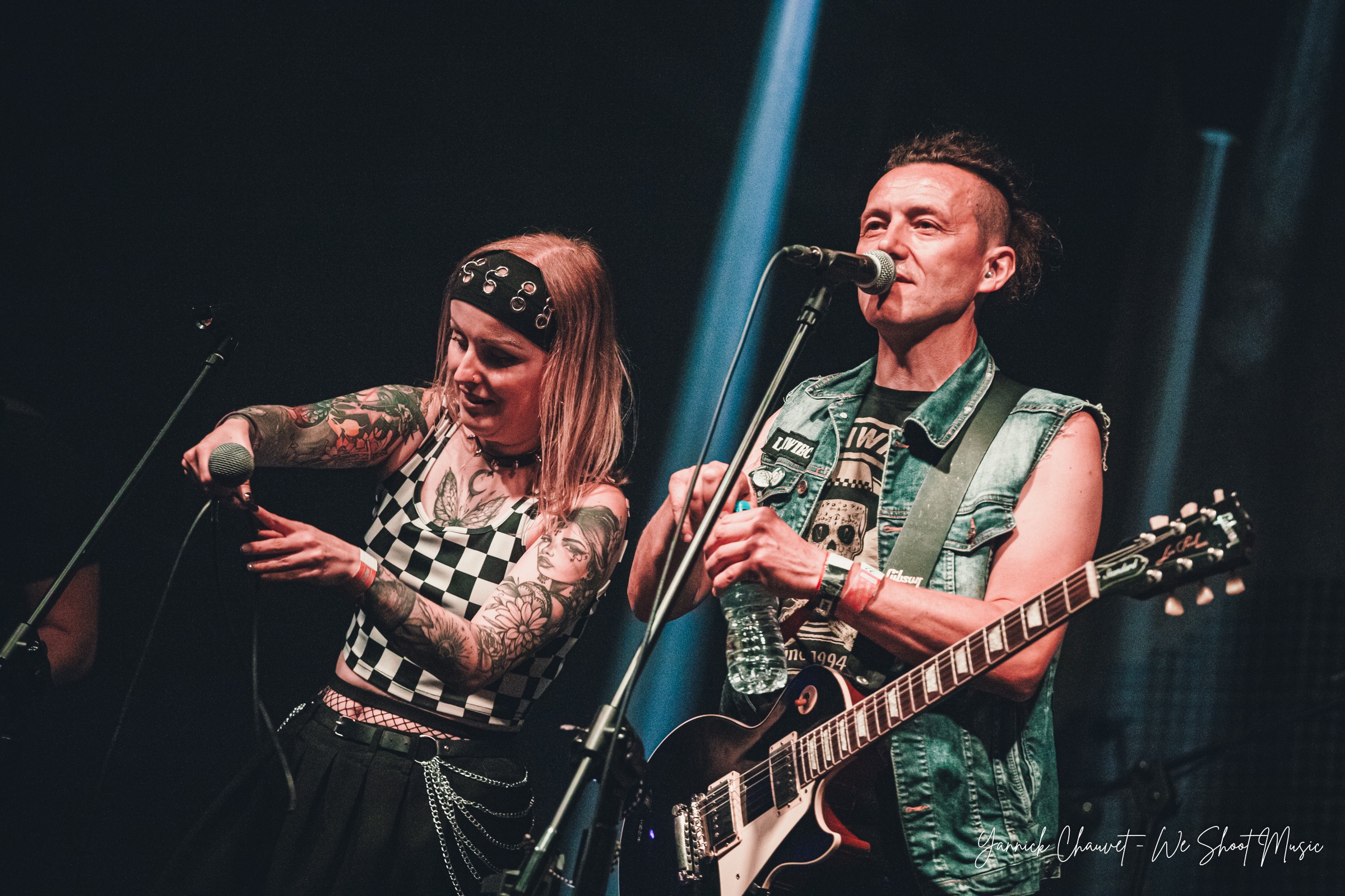 Leniwiec Performing in B90 - Gdansk