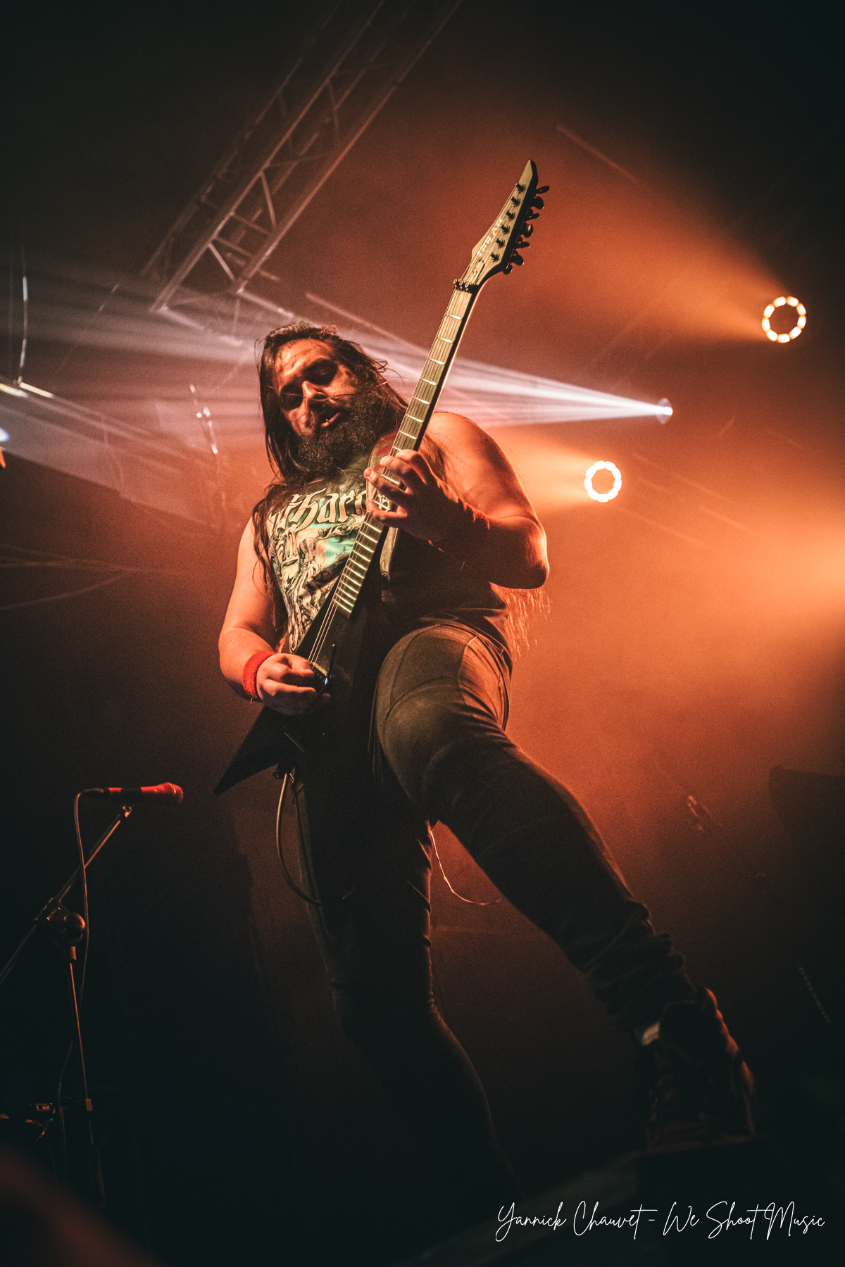 Lutharo performing in B90, Gdansk