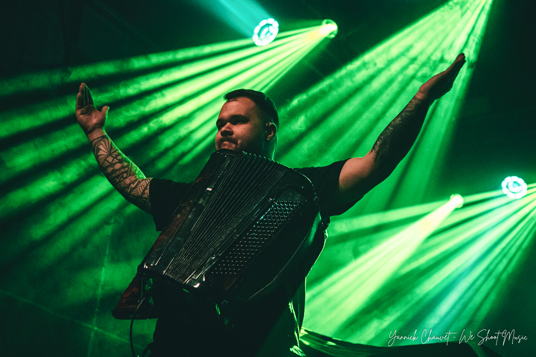 Roses of Thieves performing in B90, Gdansk