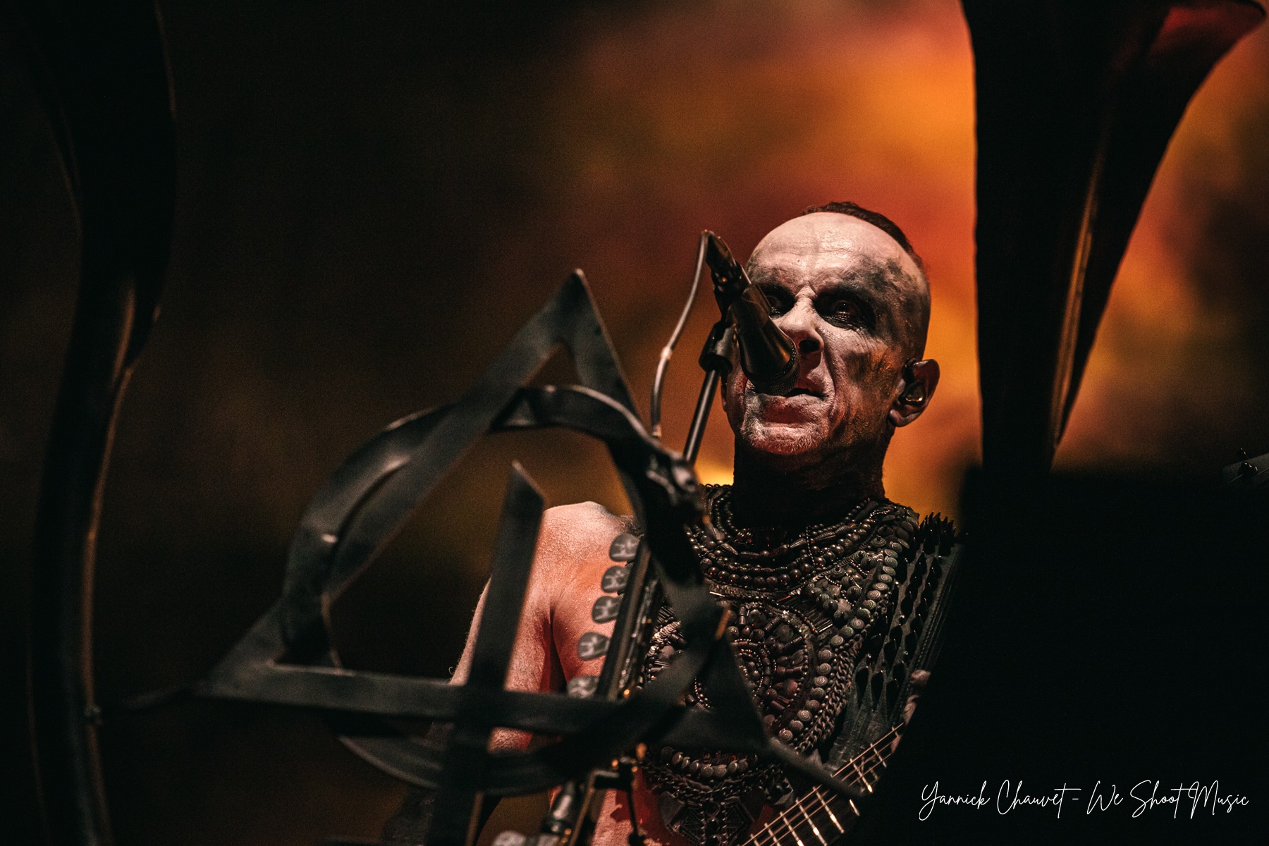 Live music photography from Mystic Festival 2026 in Gdańsk, Poland, featuring performers, fans and festival atmosphere.
