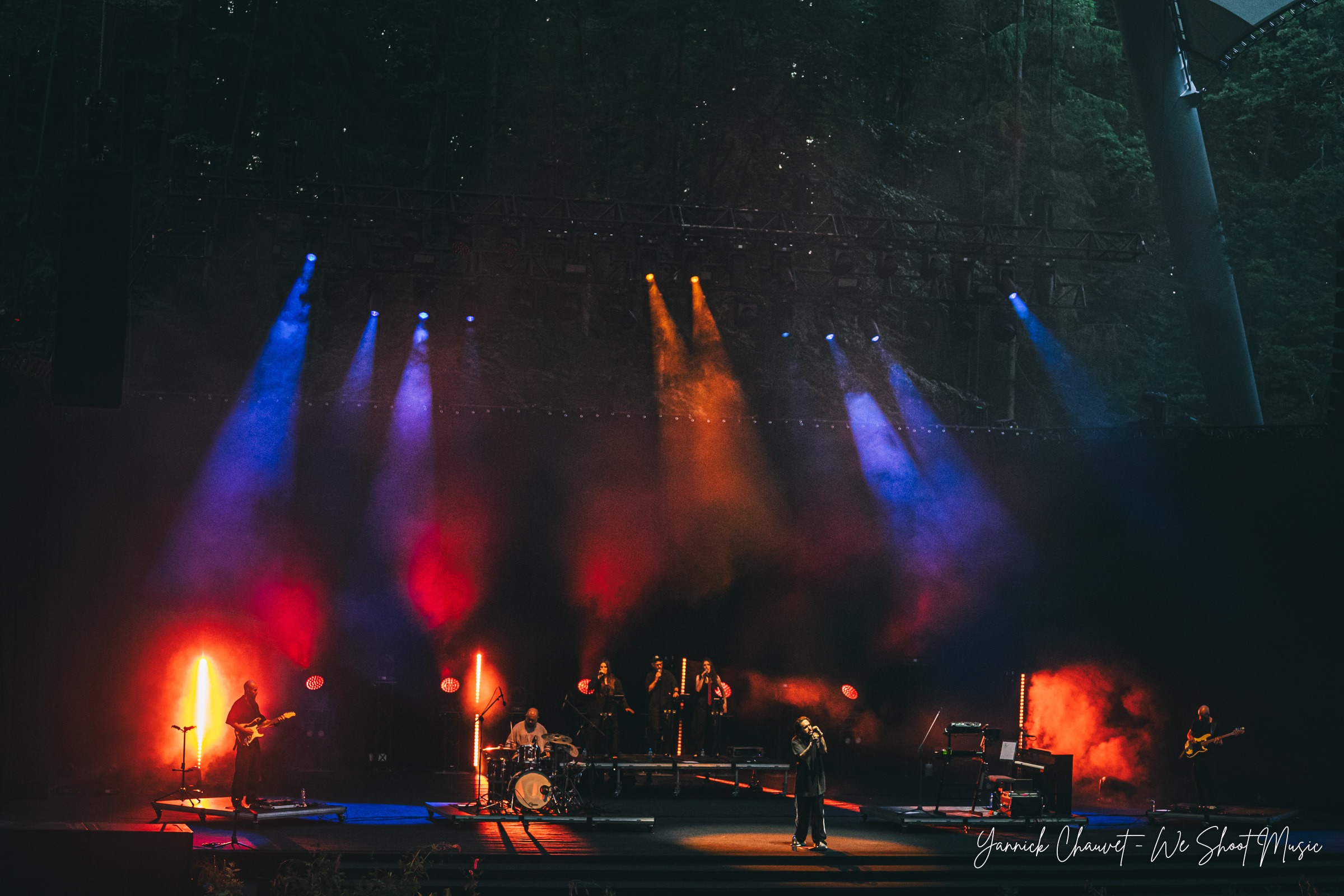 LemON Performing during Forest Festival in Opera Leśna
