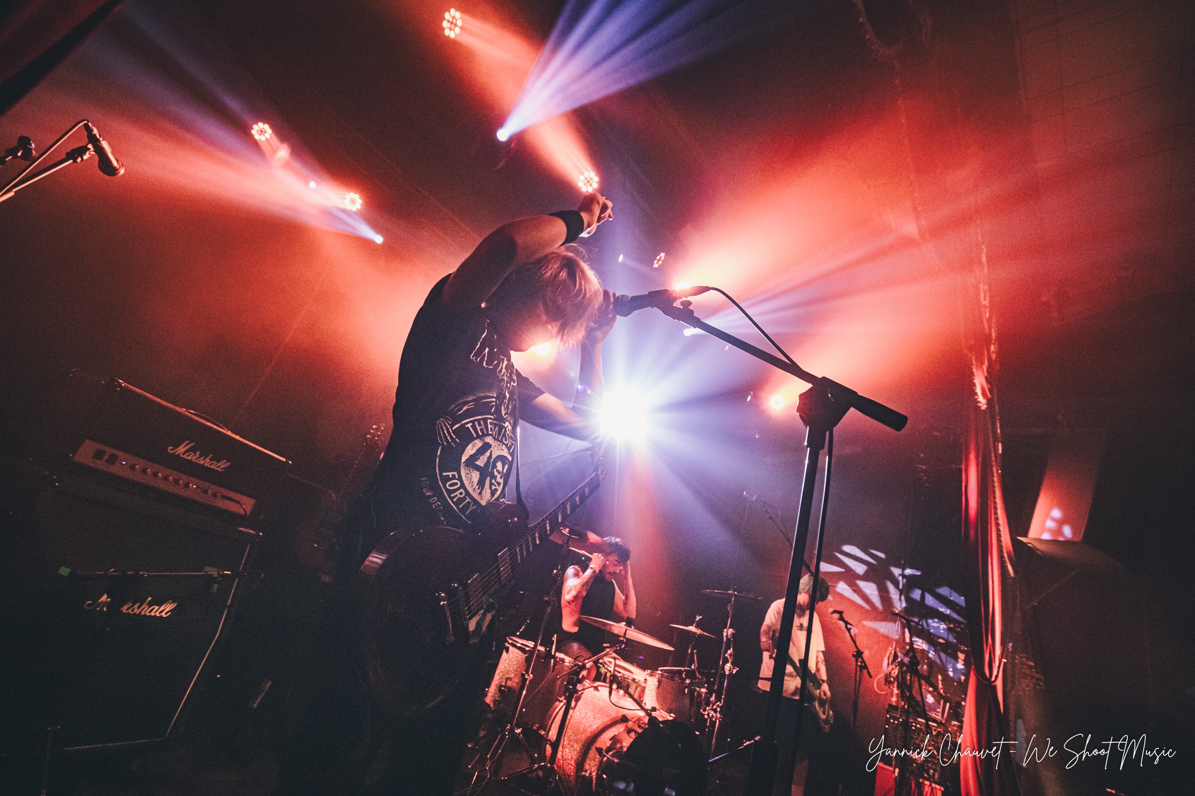 Danziger performing in Drizzly Grizzly, Gdansk