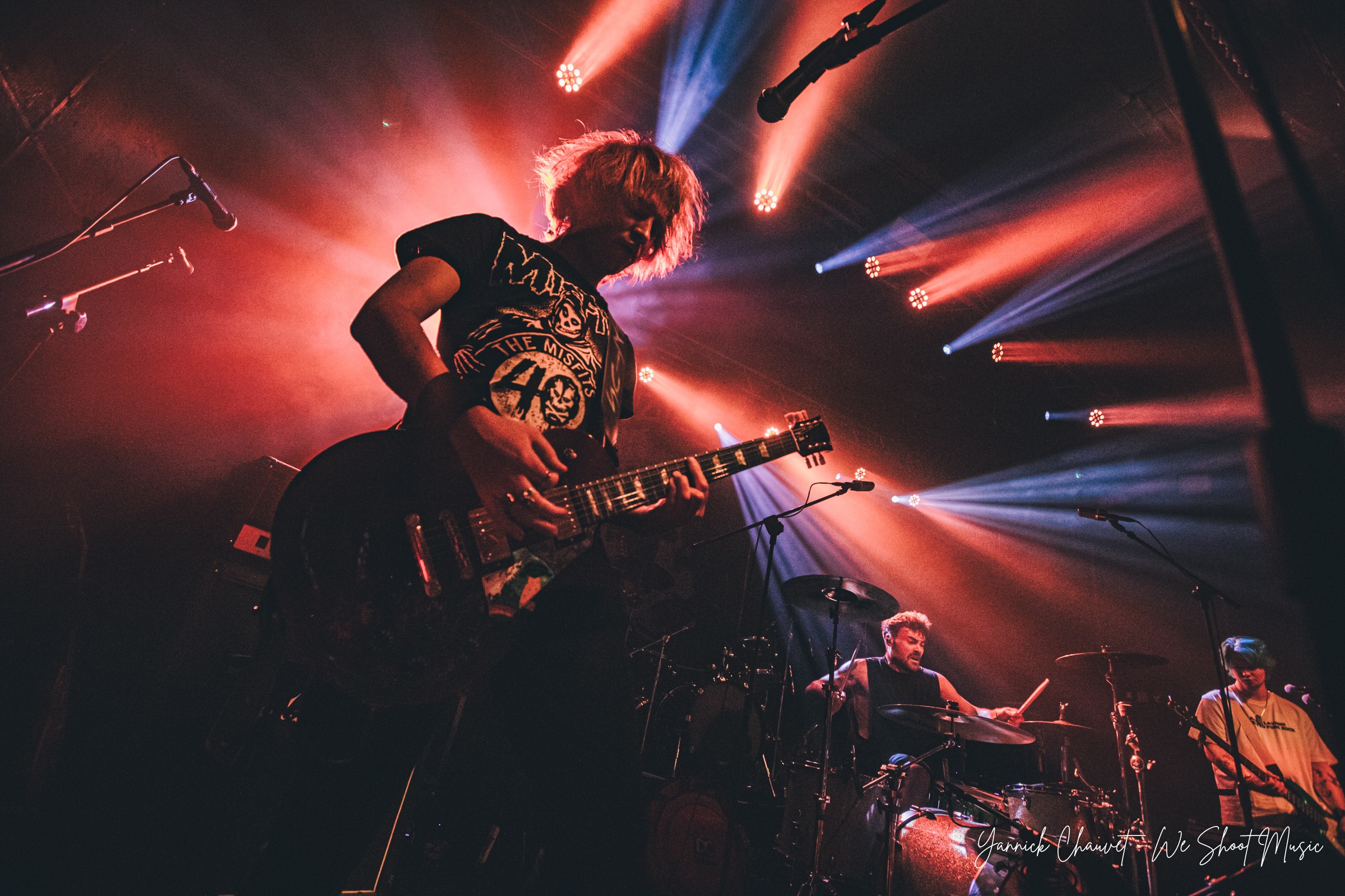 Danziger performing in Drizzly Grizzly, Gdansk